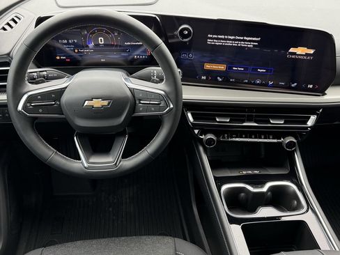 New 2026 Chevrolet Traverse LT FWD image 11