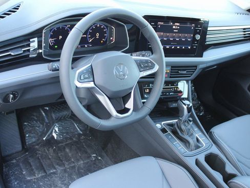 New 2026 Volkswagen Jetta SEL image 8