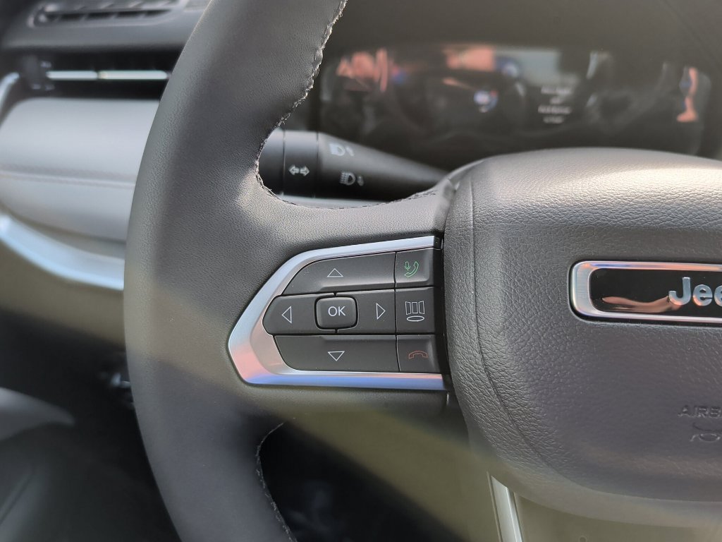 New 2026 Jeep Compass Limited AWD/4WD image 24