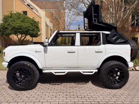 Used 2024 Ford Bronco Outer Banks image 5