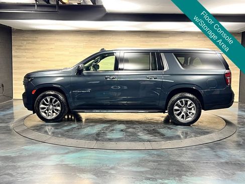 Used 2022 Chevrolet Suburban LT w/ LT Signature Package AWD/4WD image 26