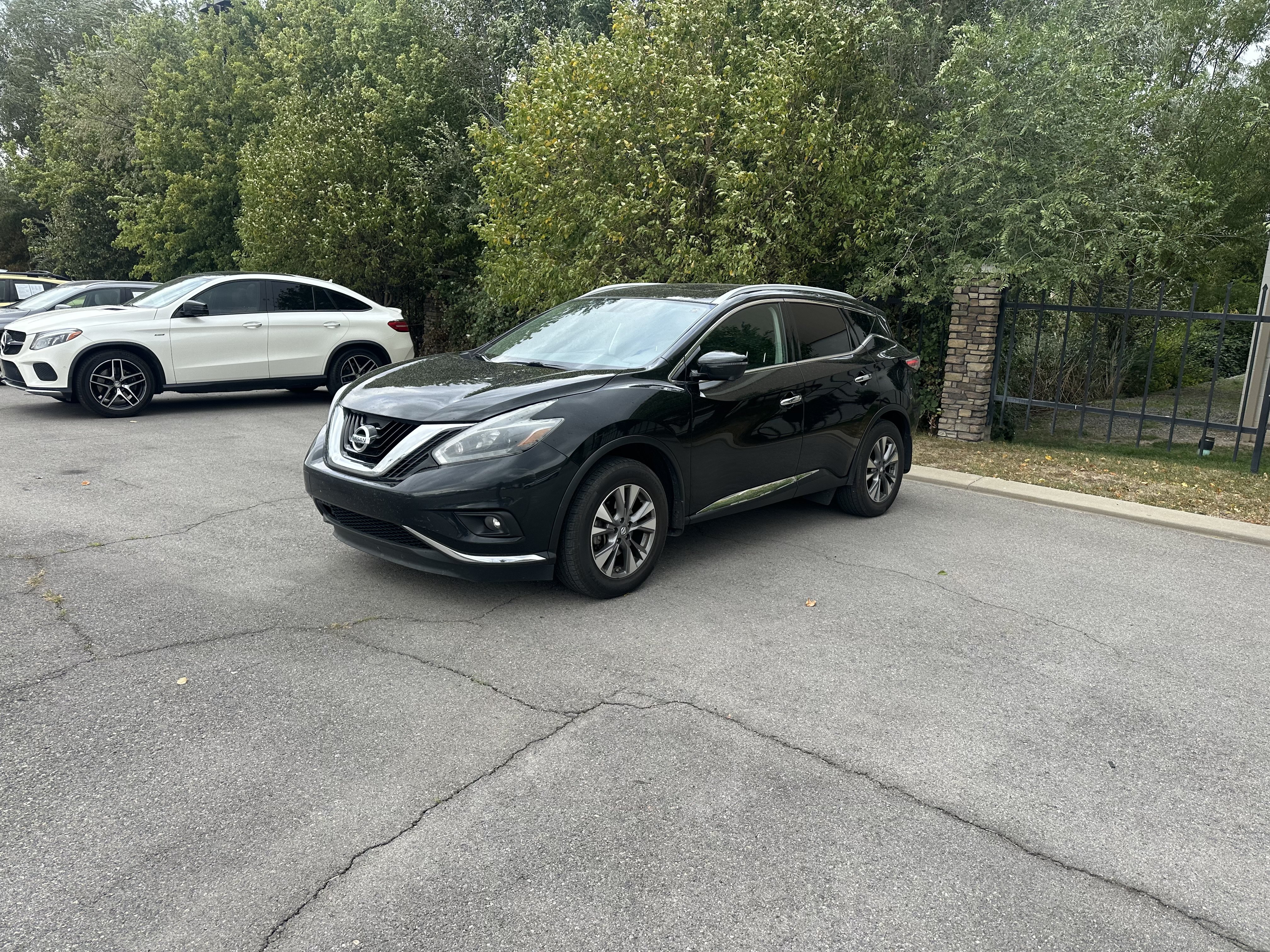 Used 2018 Nissan Murano SL w/ Moonroof Package AWD/4WD image 2