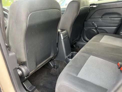 Used 2017 Jeep Patriot Sport image 16