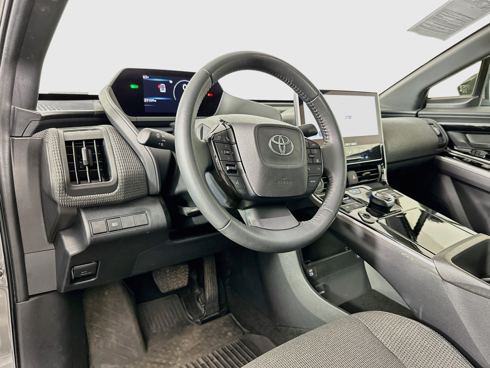 Certified 2023 Toyota bZ4X AWD image 9
