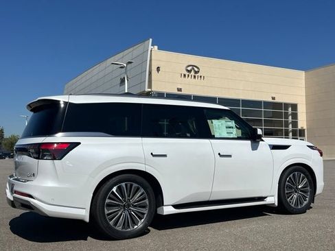 New 2027 INFINITI QX80 Luxe w/ Exterior Package AWD/4WD image 5