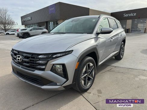 New 2026 Hyundai Tucson SEL image 1
