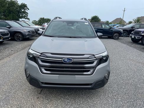 New 2026 Subaru Forester Premium w/ Base/Premium Package AWD/4WD image 3
