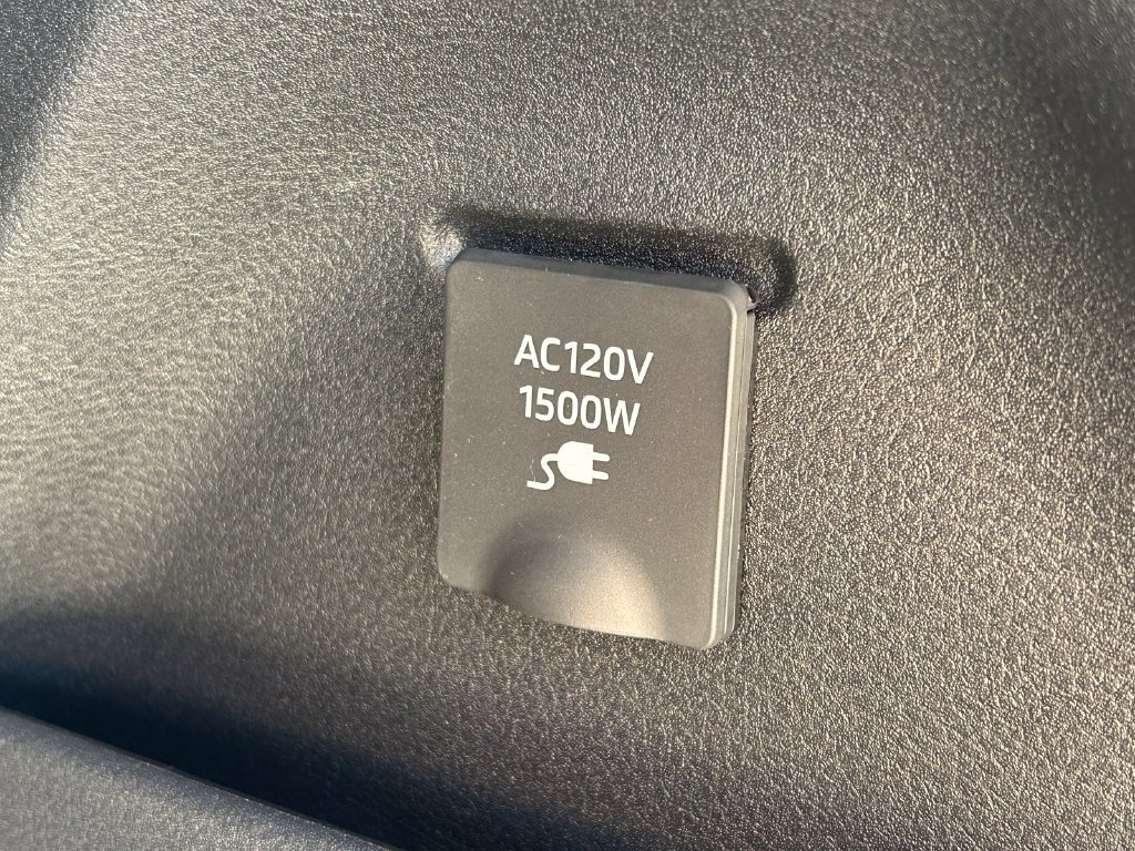 Certified 2026 Toyota Sienna XSE AWD/4WD image 15