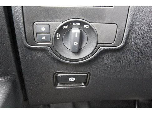 Used 2023 Mercedes-Benz Metris Passenger image 24