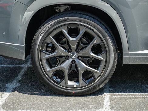 New 2026 Lexus TX 500h AWD w/ Technology Package image 11