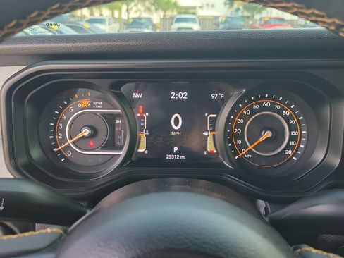 Used 2024 Jeep Wrangler Sport S image 17