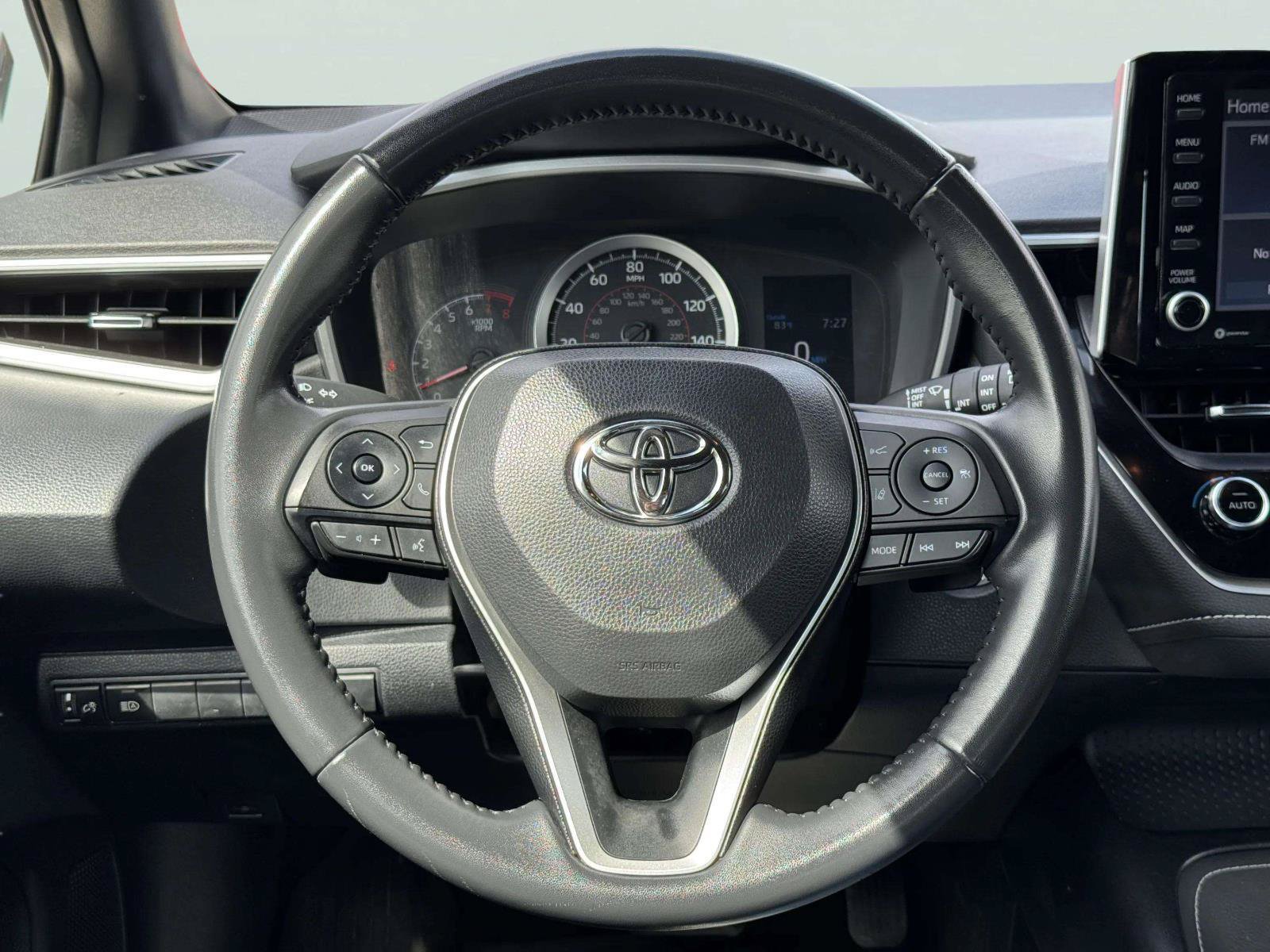 Used 2022 Toyota Corolla SE FWD image 39