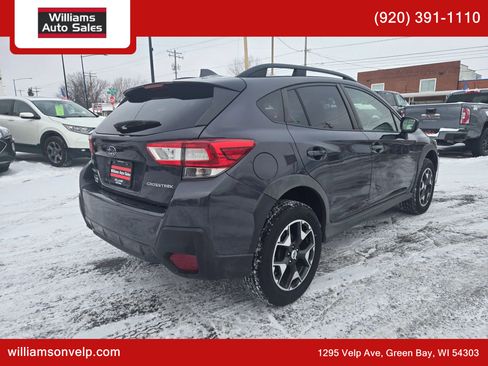 Used 2018 Subaru Crosstrek 2.0i Premium image 3