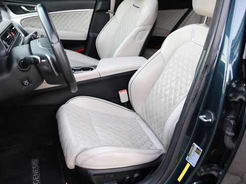 Used 2023 Genesis G70 3.3T w/ Sport Prestige Package image 45