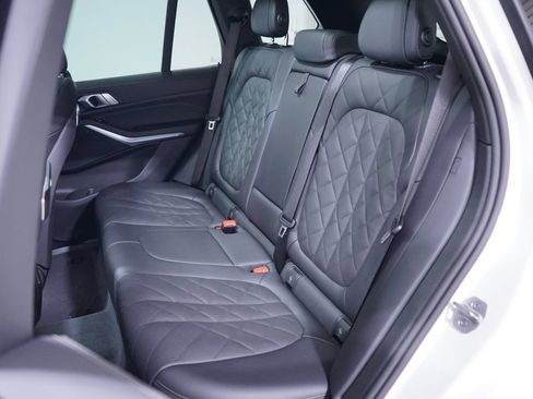 Used 2026 BMW X5 sDrive40i w/ M Sport Package RWD image 10