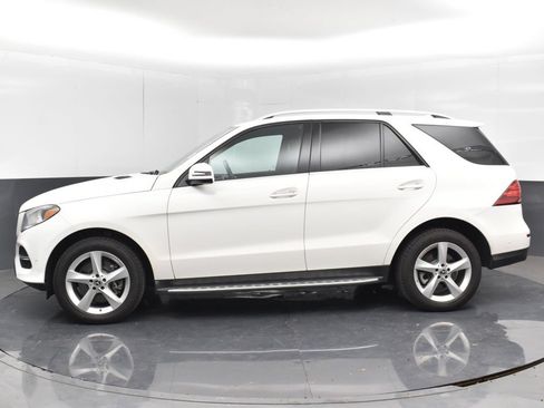 Used 2019 Mercedes-Benz GLE 400 4MATIC w/ Premium 1 Package image 16