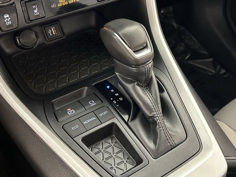 Used 2024 Toyota RAV4 XLE Premium w/ Weather Package FWD image 16
