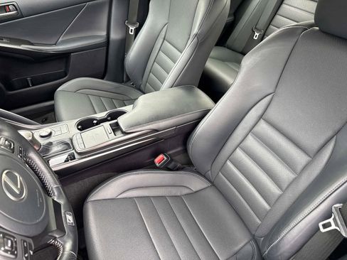 Used 2022 Lexus IS 350 F Sport image 17