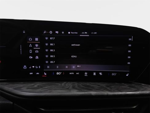 Used 2025 Audi Q5 Premium Plus w/ Premium Plus image 22