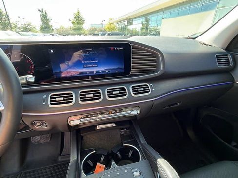 Used 2024 Mercedes-Benz GLE 450 4MATIC image 22