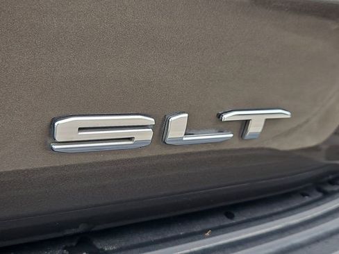 Used 2021 GMC Yukon SLT w/ SLT Luxury Plus Package RWD image 9