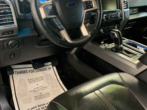 Used 2015 Ford F150 Platinum w/ Equipment Group 701A Luxury image 11