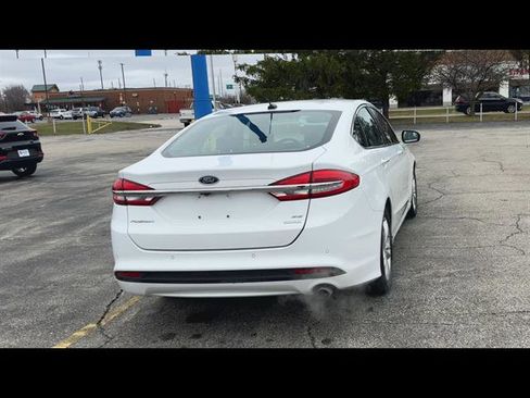 Used 2018 Ford Fusion SE w/ Fusion SE Technology Package image 29