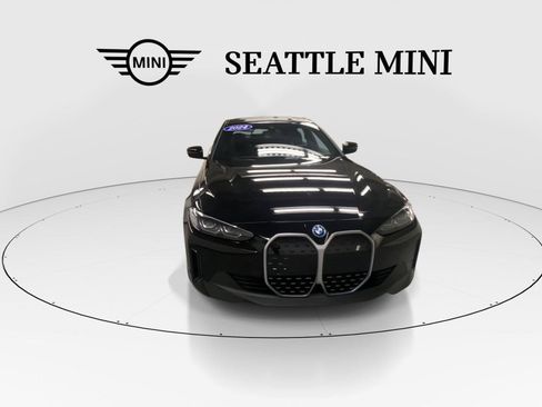 Used 2024 BMW i4 eDrive35 w/ Convenience Package RWD image 3