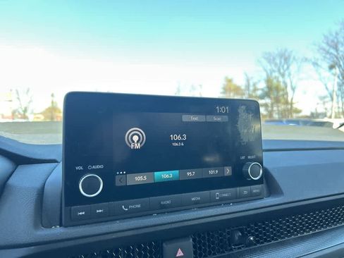 Used 2023 Honda CR-V EX image 15