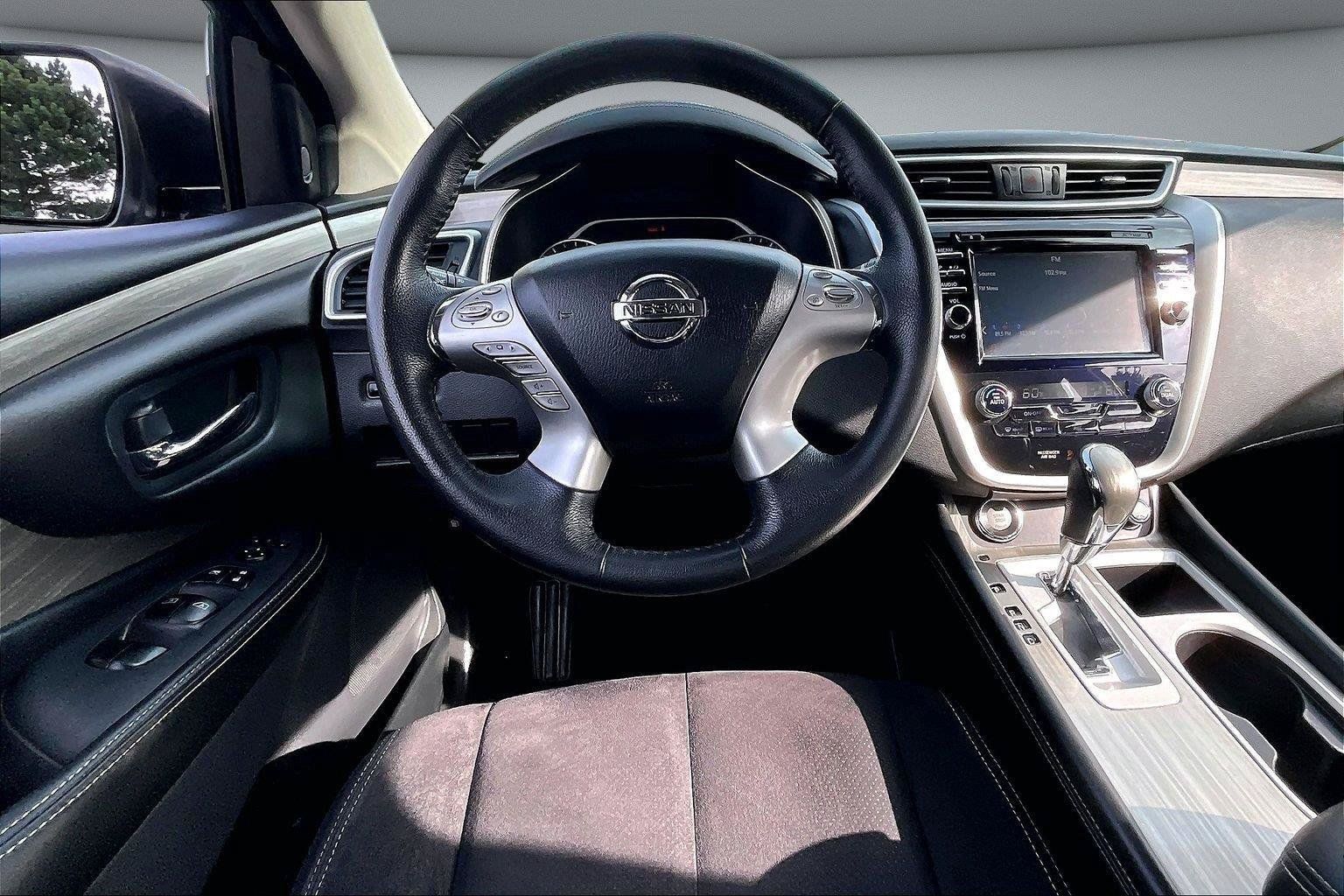 Used 2018 Nissan Murano SV AWD/4WD image 9