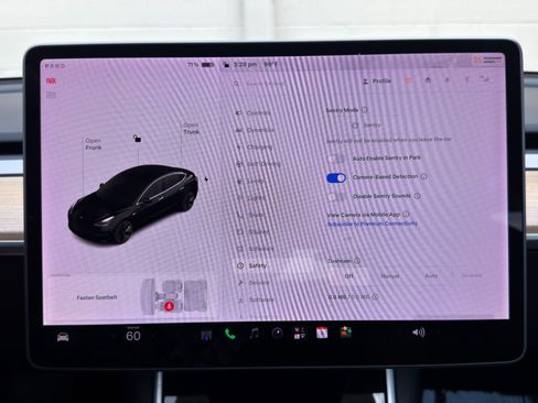 Used 2020 Tesla Model 3 Standard Range Plus RWD image 30