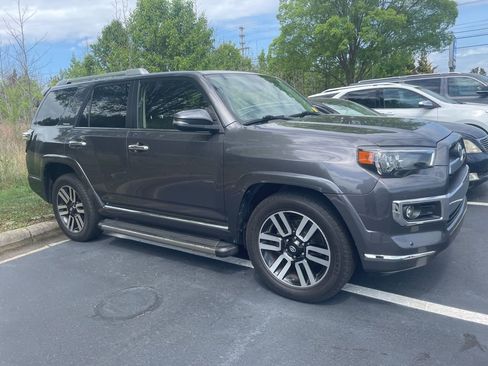 Used 2017 Toyota 4Runner Limited image 1
