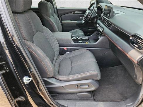 Used 2024 Honda Pilot Sport image 20