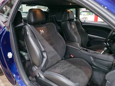 Used 2017 Dodge Challenger R/T Scat Pack RWD image 38