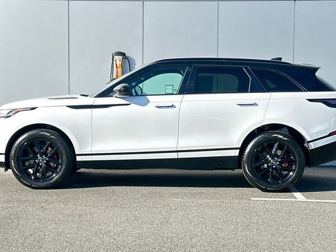 Certified 2025 Land Rover Range Rover Velar Dynamic SE image 2
