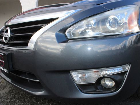 Used 2013 Nissan Altima 2.5 SV w/ 2.5SV Convenience Pkg image 4