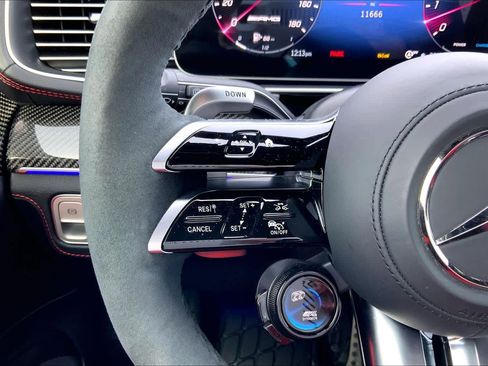 Certified 2025 Mercedes-Benz GLE 53 AMG 4MATIC image 24