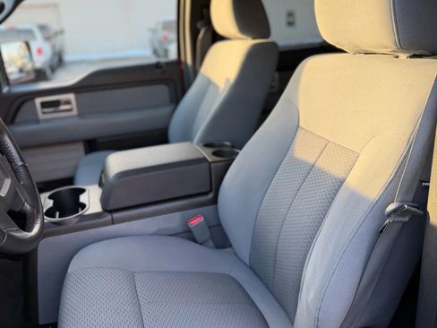 Used 2011 Ford F150 XLT w/ XLT Chrome Pkg image 10