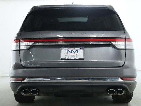 Used 2021 Lincoln Aviator Reserve w/ Equipment Group 202A image 40