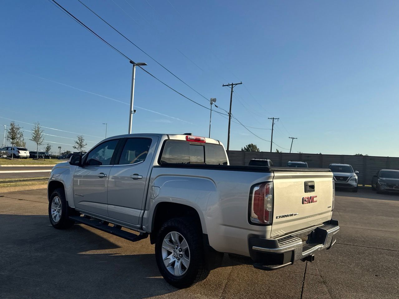 Used 2018 GMC Canyon SLE w/ SLE Convenience Package RWD image 15