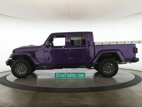 New 2026 Jeep Gladiator Sport AWD/4WD image 9