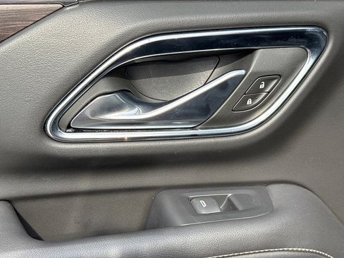 Used 2024 Chevrolet Tahoe LT image 12