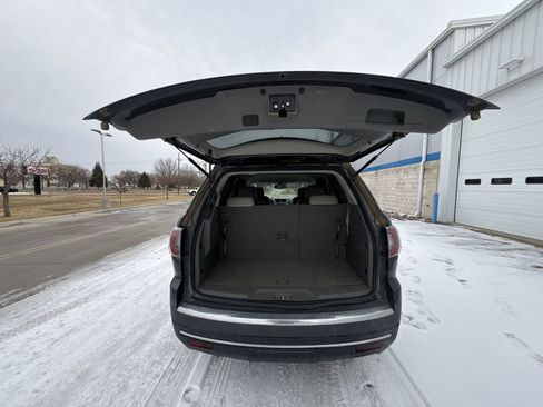 Used 2013 GMC Acadia SLT image 24
