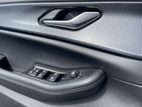 New 2025 Jeep Grand Cherokee L Altitude image 31