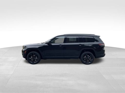 New 2025 Jeep Grand Cherokee L Limited w/ Black Appearance Package RWD image 7