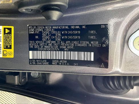 Used 2019 Toyota Highlander Limited image 45