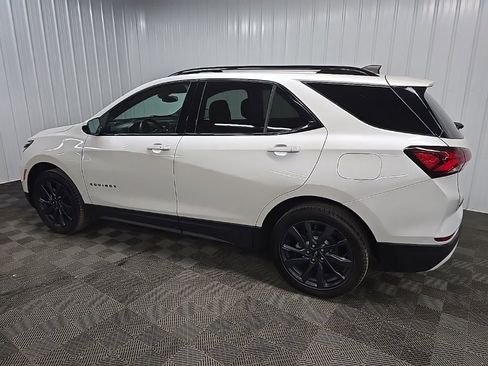 Used 2022 Chevrolet Equinox RS AWD/4WD image 4