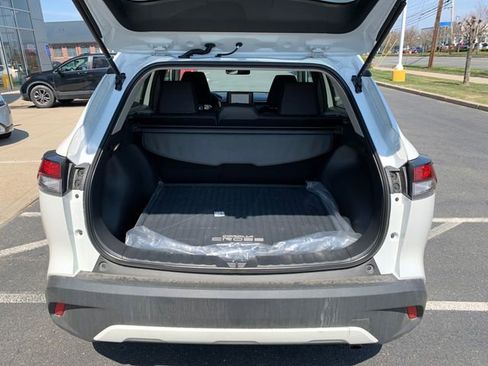 Used 2026 Toyota Corolla Cross LE image 28