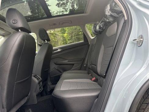 New 2026 Volkswagen Taos SE AWD/4WD image 18