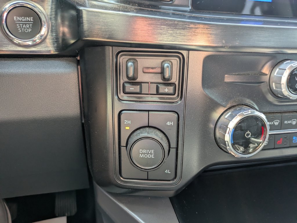 Used 2026 Ford F350 Lariat w/ Lariat Ultimate Package AWD/4WD image 15